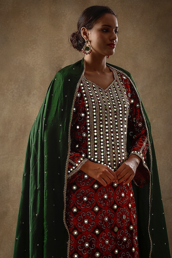 Red Velvet Resham Embroidered & Printed Kurta Set by Sheeshakari at Pernia's Pop Up Shop