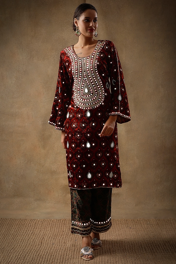 Ruby Red Velvet Resham Embroidered & Printed Kurta Set by Sheeshakari at Pernia's Pop Up Shop