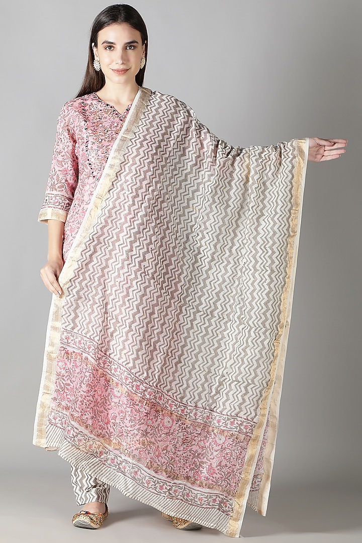 Pink Silk & Cotton Printed Kurta Set by Sheeshakari at Pernia's Pop Up Shop
