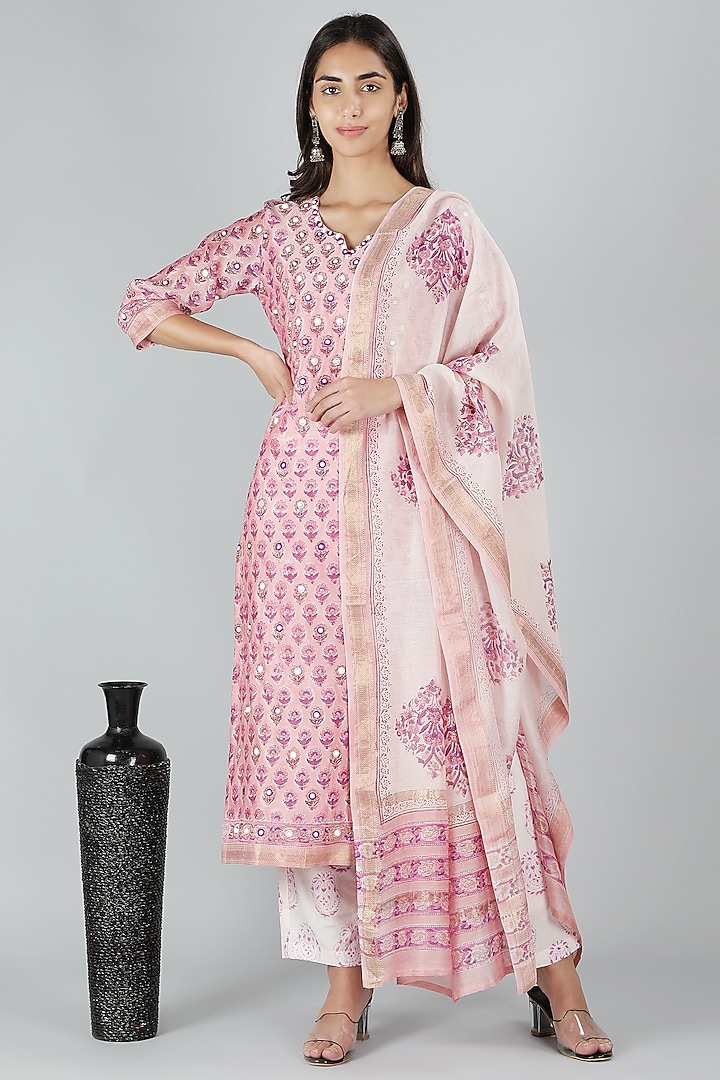 Pink Silk & Cotton Floral Printed Kurta Set by Sheeshakari at Pernia's Pop Up Shop