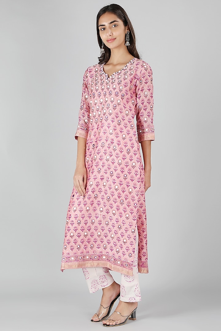 Pink Silk & Cotton Floral Printed Kurta Set by Sheeshakari at Pernia's Pop Up Shop