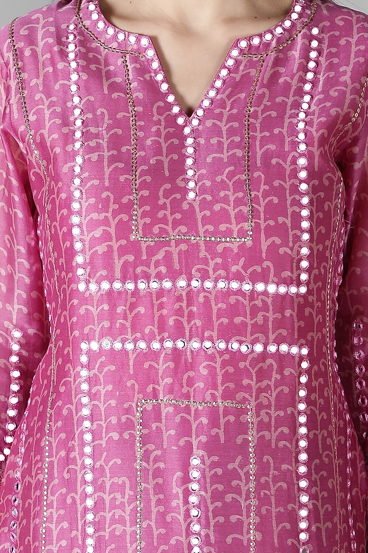 Carnation Pink Silk & Cotton Printed Kurta Set by Sheeshakari at Pernia's Pop Up Shop