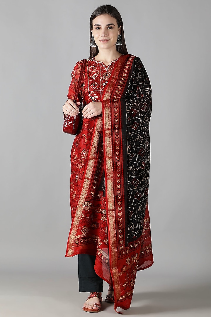 Red Silk & Cotton Printed Kurta Set by Sheeshakari