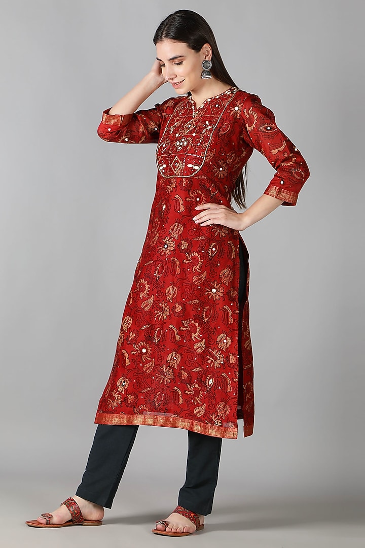 Red Silk & Cotton Printed Kurta Set by Sheeshakari at Pernia's Pop Up Shop
