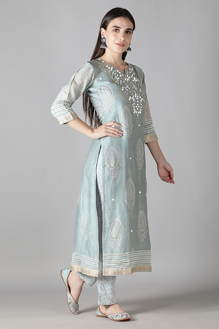 Metallic Grey Silk & Cotton Printed Kurta Set by Sheeshakari at Pernia's Pop Up Shop
