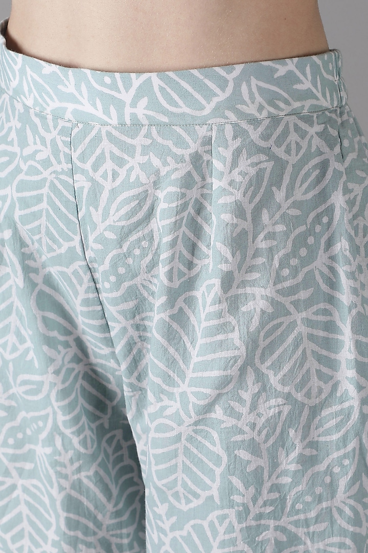 Metallic Grey Silk & Cotton Printed Kurta Set by Sheeshakari at Pernia's Pop Up Shop