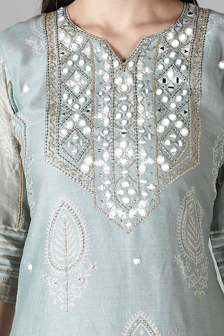 Metallic Grey Silk & Cotton Printed Kurta Set by Sheeshakari at Pernia's Pop Up Shop