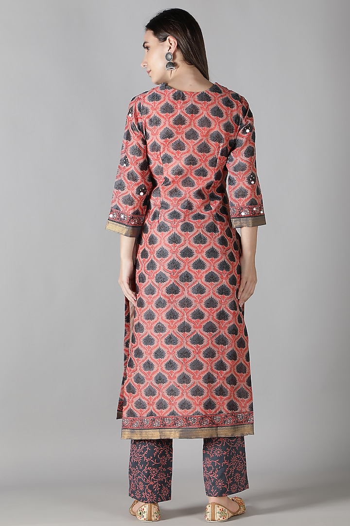 Coral Pink Silk & Cotton Printed Kurta Set by Sheeshakari at Pernia's Pop Up Shop