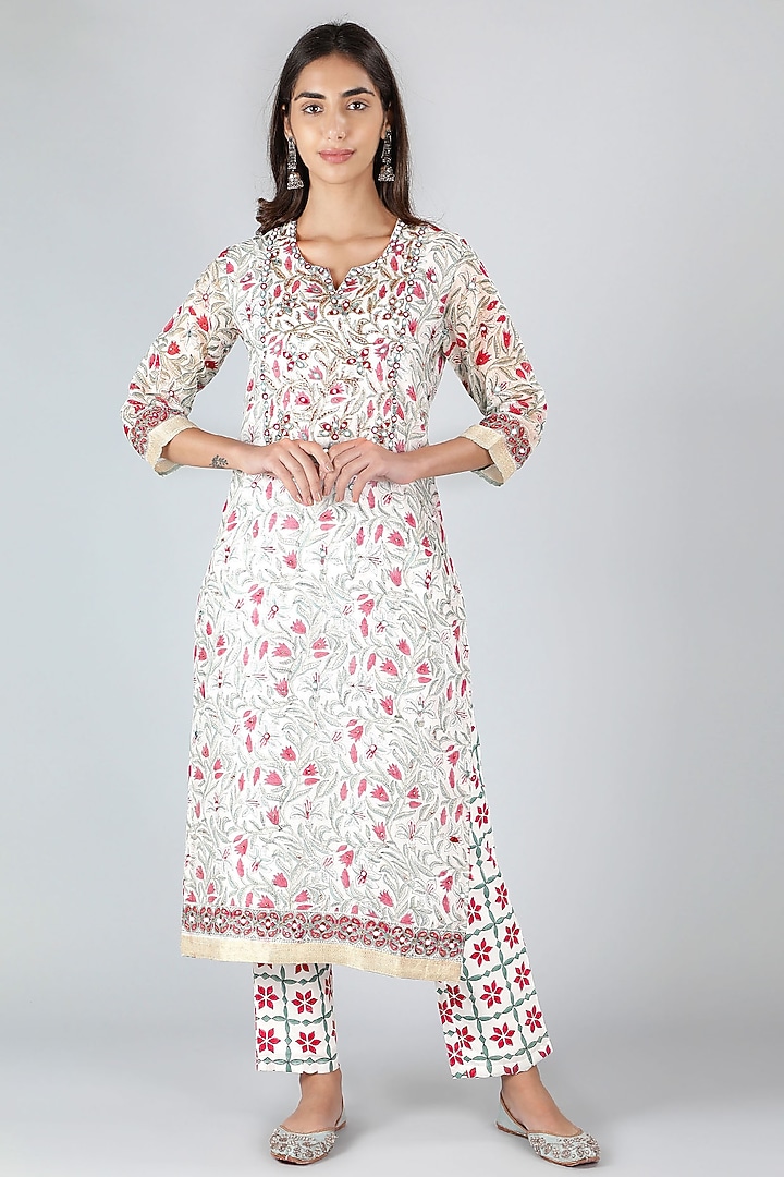 White Silk & Cotton Floral Printed Kurta Set by Sheeshakari at Pernia's Pop Up Shop