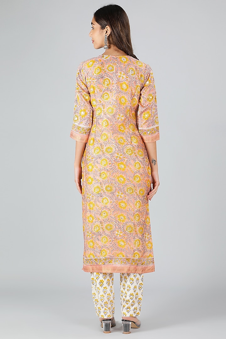 Peach Silk & Cotton Floral Printed Kurta Set by Sheeshakari at Pernia's Pop Up Shop