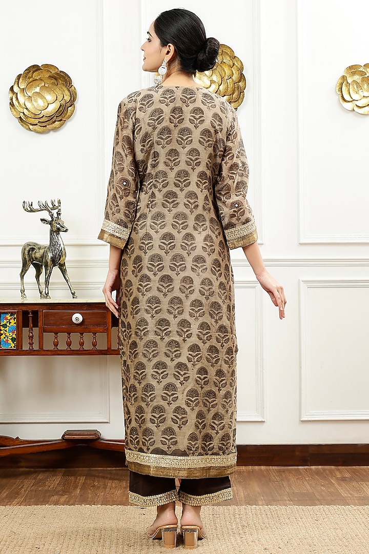 Brown Silk Hand Embroidered & Printed Kurta Set by Sheeshakari at Pernia's Pop Up Shop