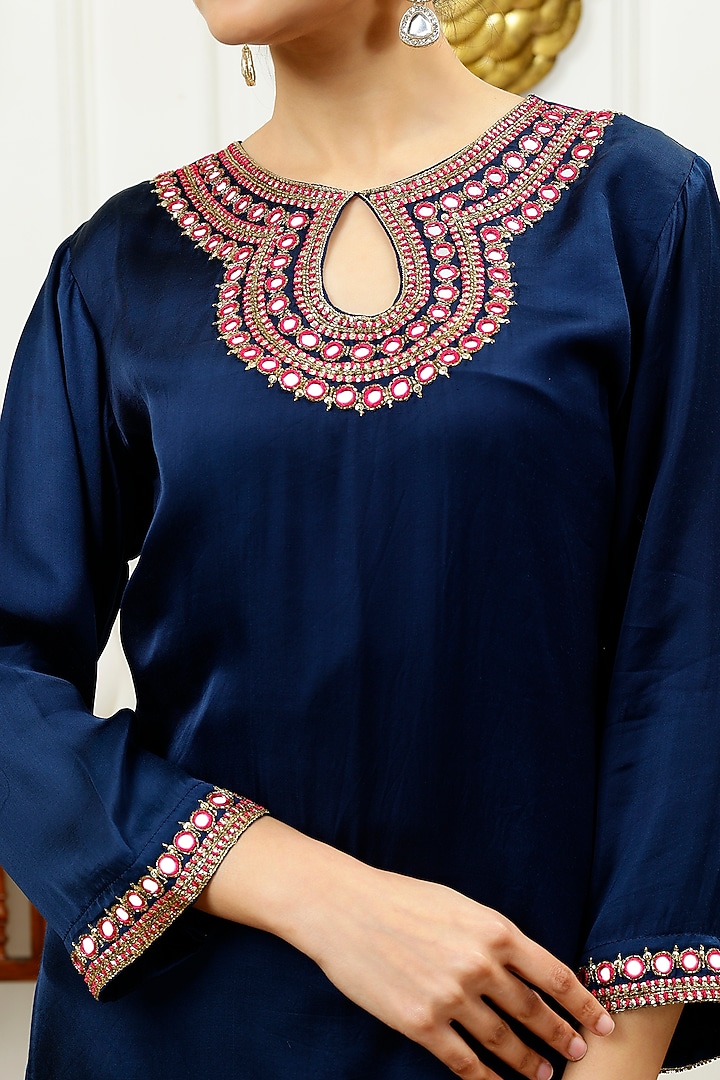 Royal Blue Silk Hand Embroidered Kurta Set by Sheeshakari at Pernia's Pop Up Shop