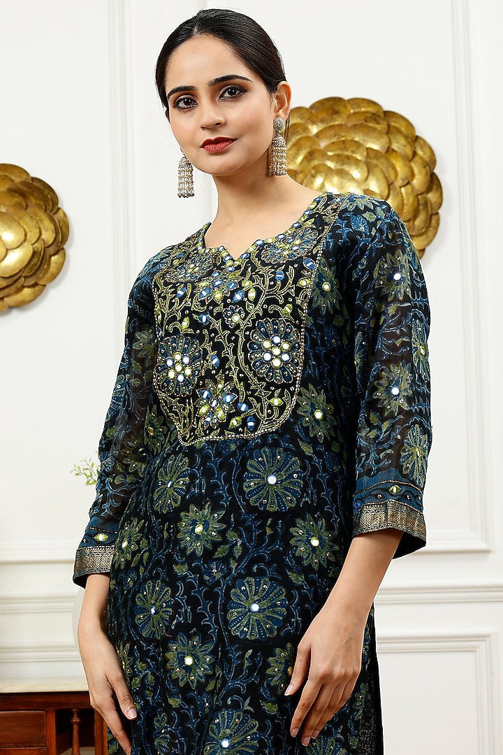 Navy Blue Silk Hand Embroidered Kurta Set by Sheeshakari at Pernia's Pop Up Shop