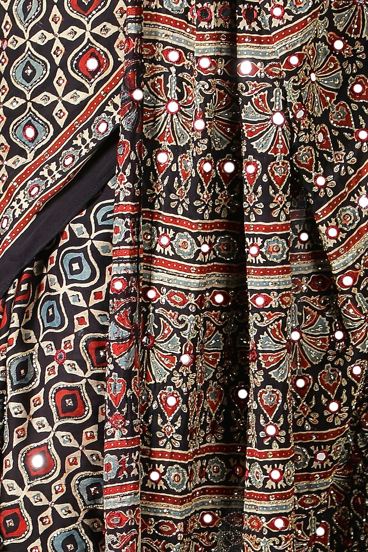 Black Silk Bead Handwork Reception Saree Set by Sheeshakari at Pernia's Pop Up Shop