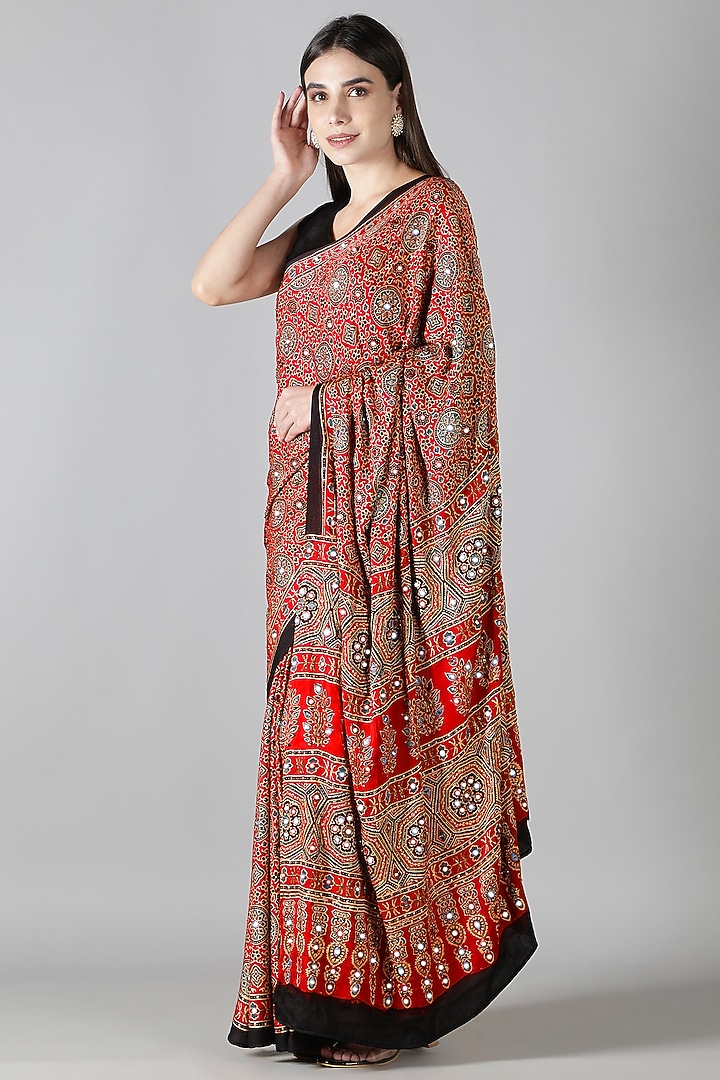 Red Silk Tikki Handwork Reception Saree Set by Sheeshakari at Pernia's Pop Up Shop