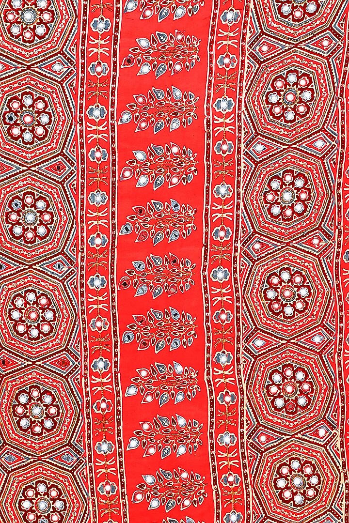 Red Silk Tikki Handwork Reception Saree Set by Sheeshakari at Pernia's Pop Up Shop