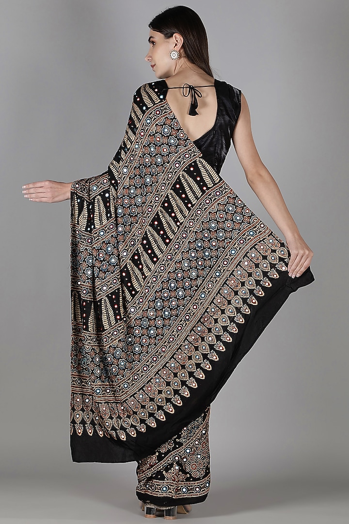 Black Silk Bead Handwork Reception Saree Set by Sheeshakari at Pernia's Pop Up Shop