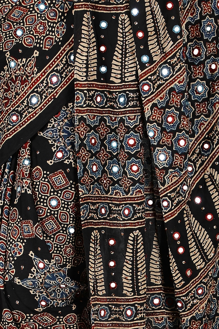 Black Silk Bead Handwork Reception Saree Set by Sheeshakari at Pernia's Pop Up Shop