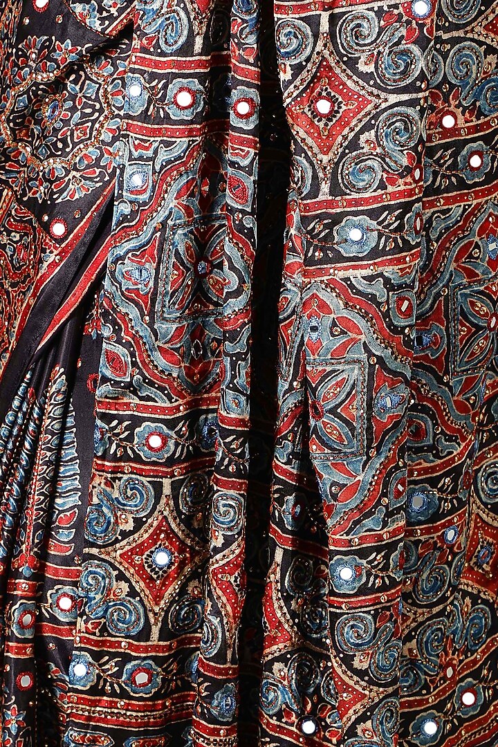 Black Silk Aari Work Reception Saree Set by Sheeshakari at Pernia's Pop Up Shop