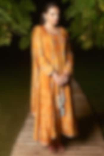Turmeric Yellow Silk Hand Embroidered Wedding Anarkali Set by Sheeshakari at Pernia's Pop Up Shop