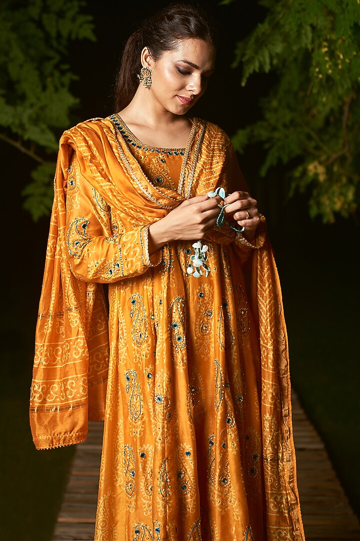 Turmeric Yellow Silk Hand Embroidered Wedding Anarkali Set by Sheeshakari at Pernia's Pop Up Shop