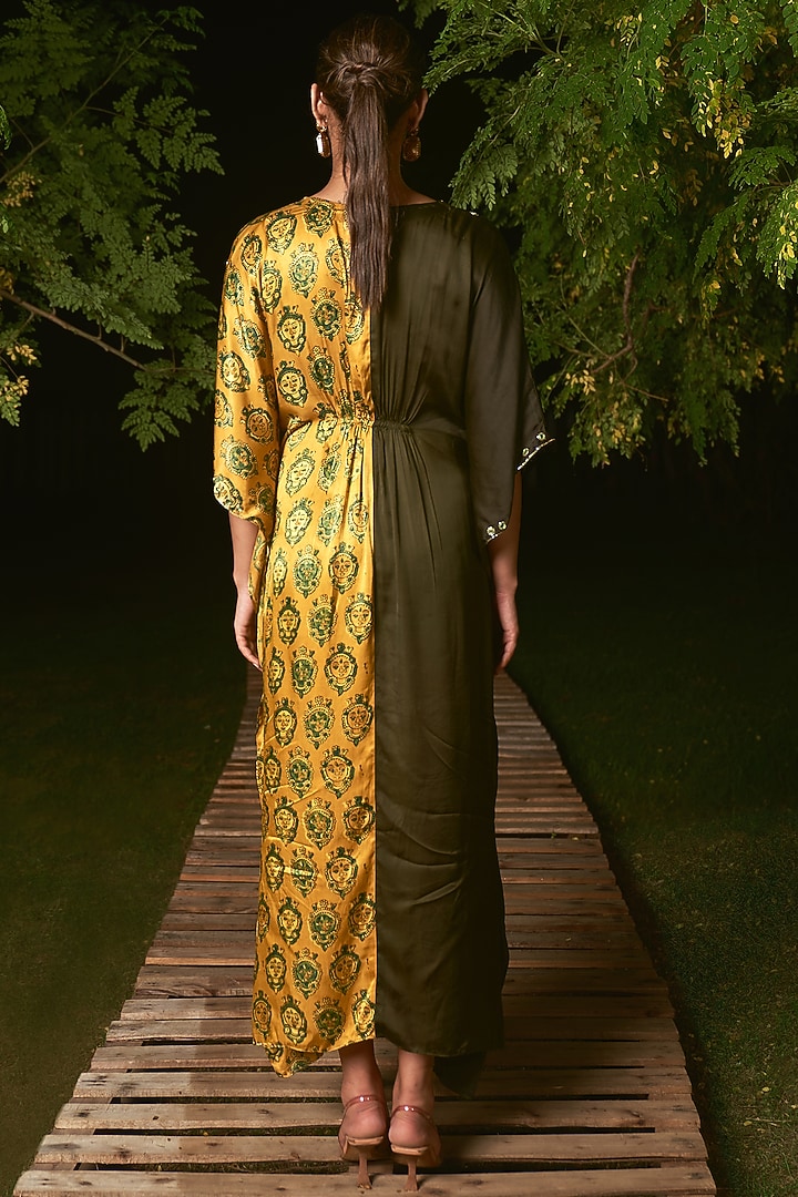 Yellow & Green Silk Ajrakh Printed Kaftan by Sheeshakari at Pernia's Pop Up Shop