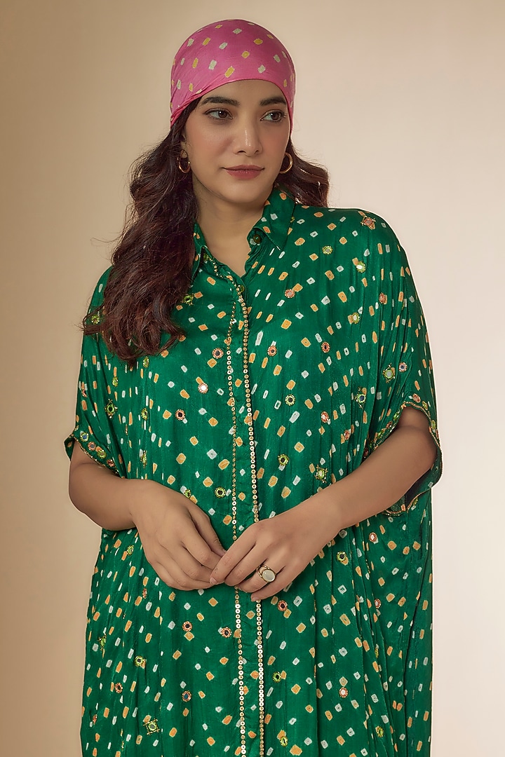 Green Bandhani Silk Beads & Mirror Hand Embroidered Kaftan Set by Sheeshakari at Pernia's Pop Up Shop