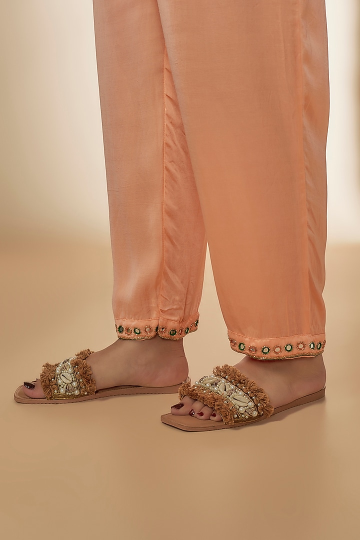 Green Bandhani Silk Beads & Mirror Hand Embroidered Kaftan Set by Sheeshakari at Pernia's Pop Up Shop