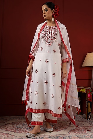 White & Red Silk Hand Embroidered Kurta Set by Sheeshakari