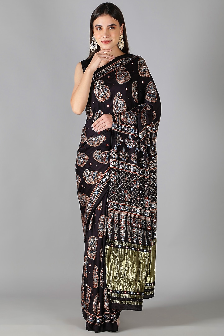 Black Silk Zari Work Reception Saree Set by Sheeshakari at Pernia's Pop Up Shop