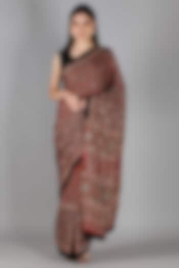 Red Silk Bead Handwork Wedding Saree Set by Sheeshakari at Pernia's Pop Up Shop