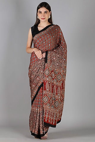 Red Silk Bead Handwork Saree Set by Sheeshakari