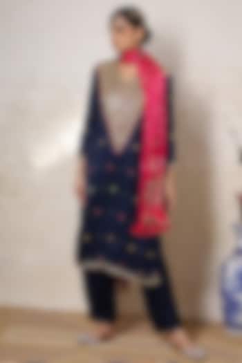 Midnight Blue Silk Mirror & Beads Embroidered Kurta Set by Sheeshakari at Pernia's Pop Up Shop