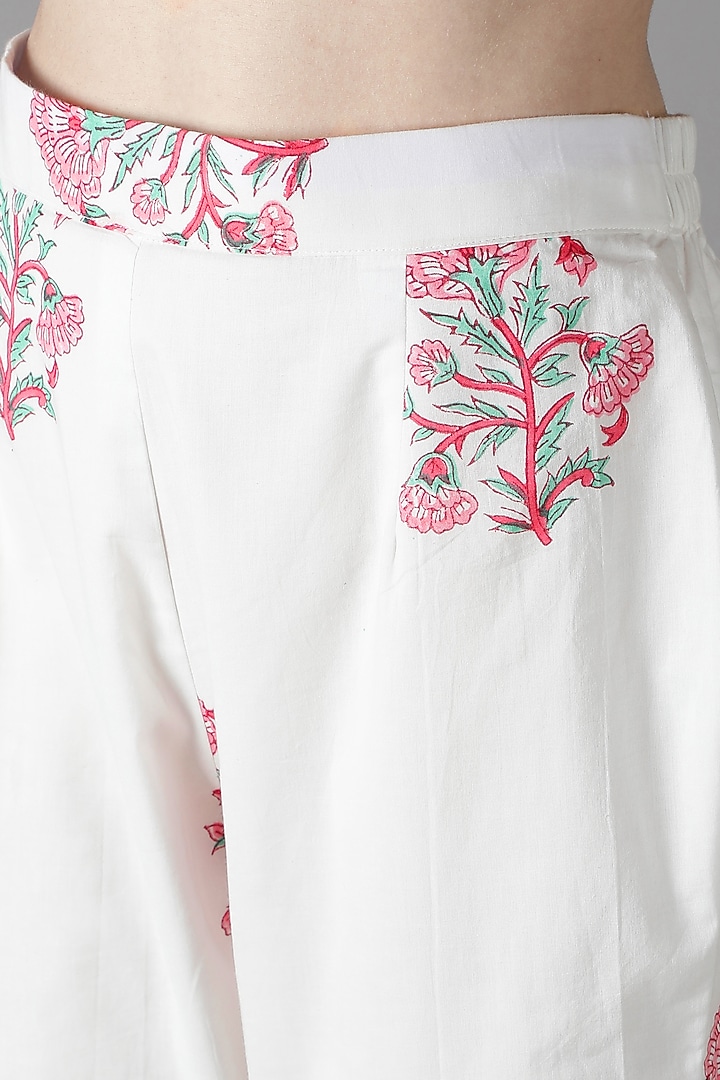 White Silk Resham & Aari Handwork Kurta Set by Sheeshakari at Pernia's Pop Up Shop