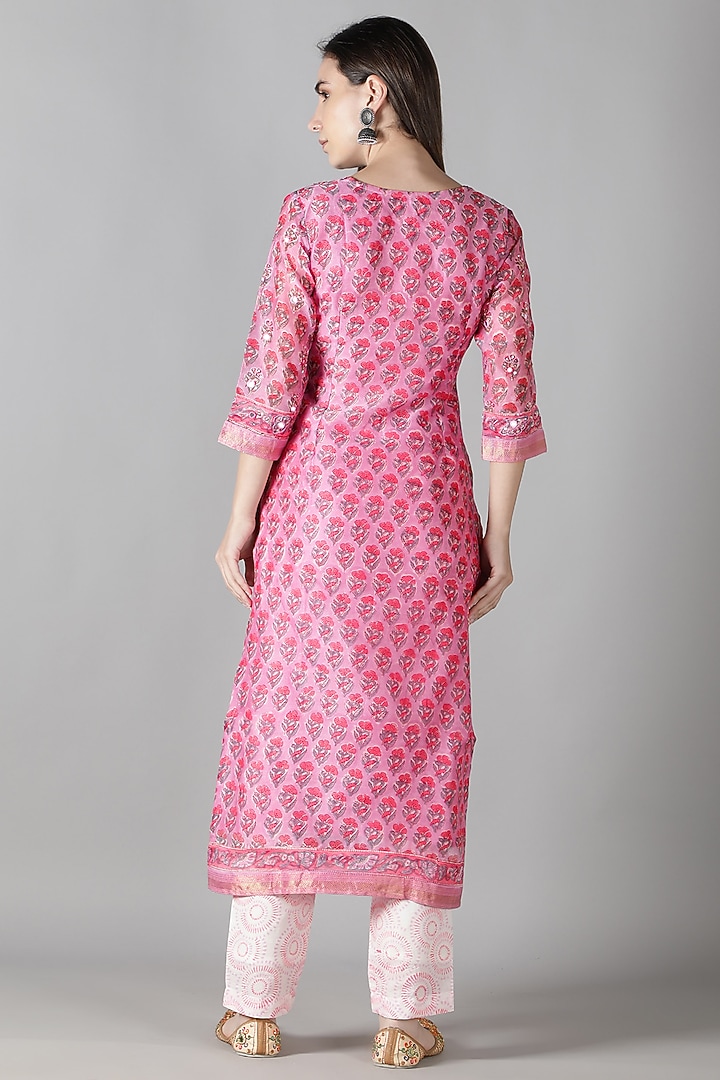 Pink Silk Resham Hand Work Kurta Set by Sheeshakari at Pernia's Pop Up Shop