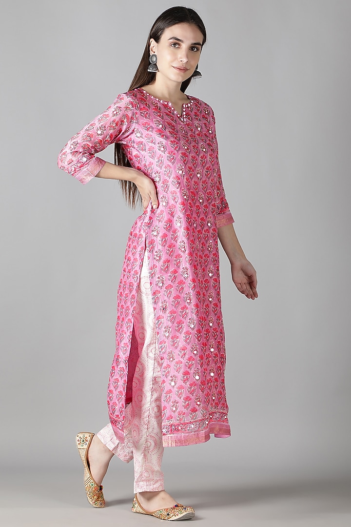 Pink Silk Resham Hand Work Kurta Set by Sheeshakari at Pernia's Pop Up Shop