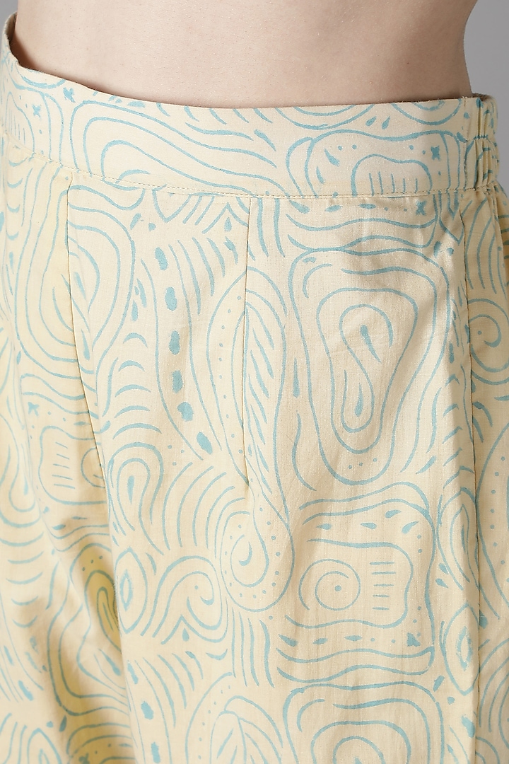 White Silk Gota Patti Handwork Kurta Set by Sheeshakari at Pernia's Pop Up Shop