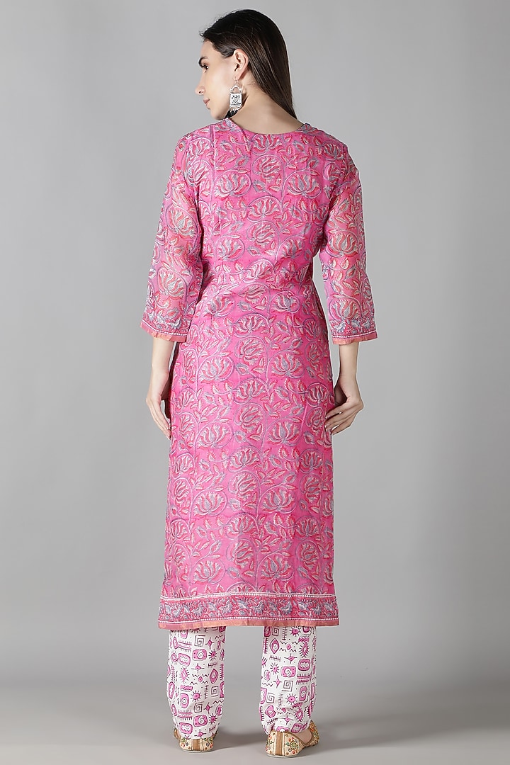 Pink Silk Resham Hand Work Kurta Set by Sheeshakari at Pernia's Pop Up Shop