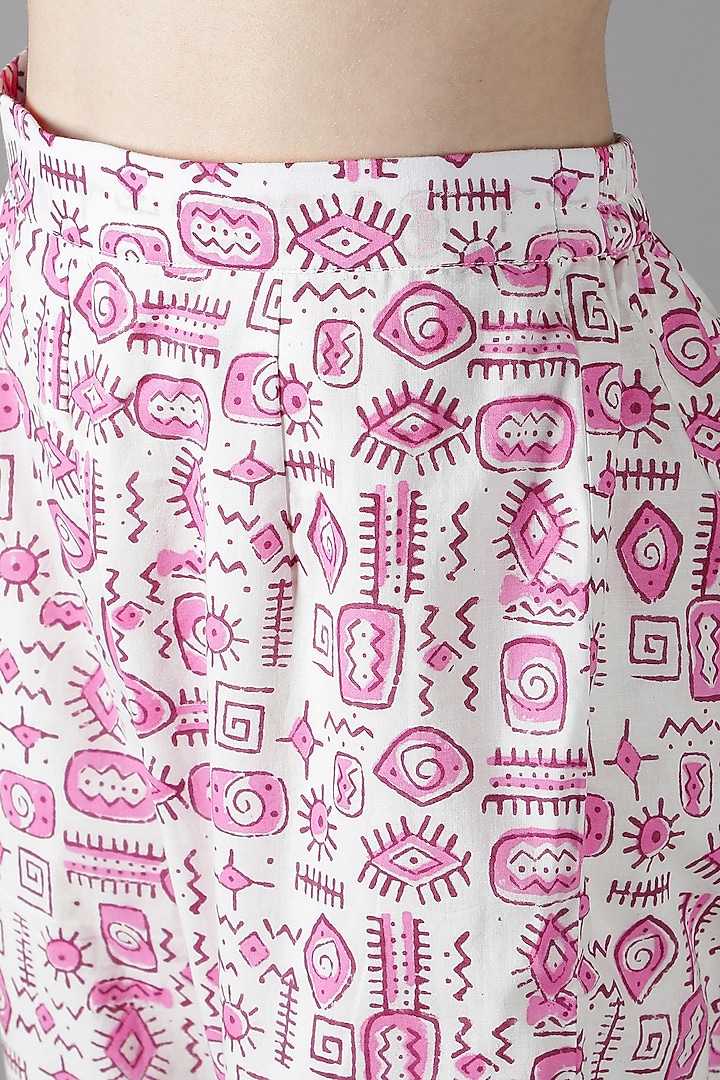 Pink Silk Resham Hand Work Kurta Set by Sheeshakari at Pernia's Pop Up Shop