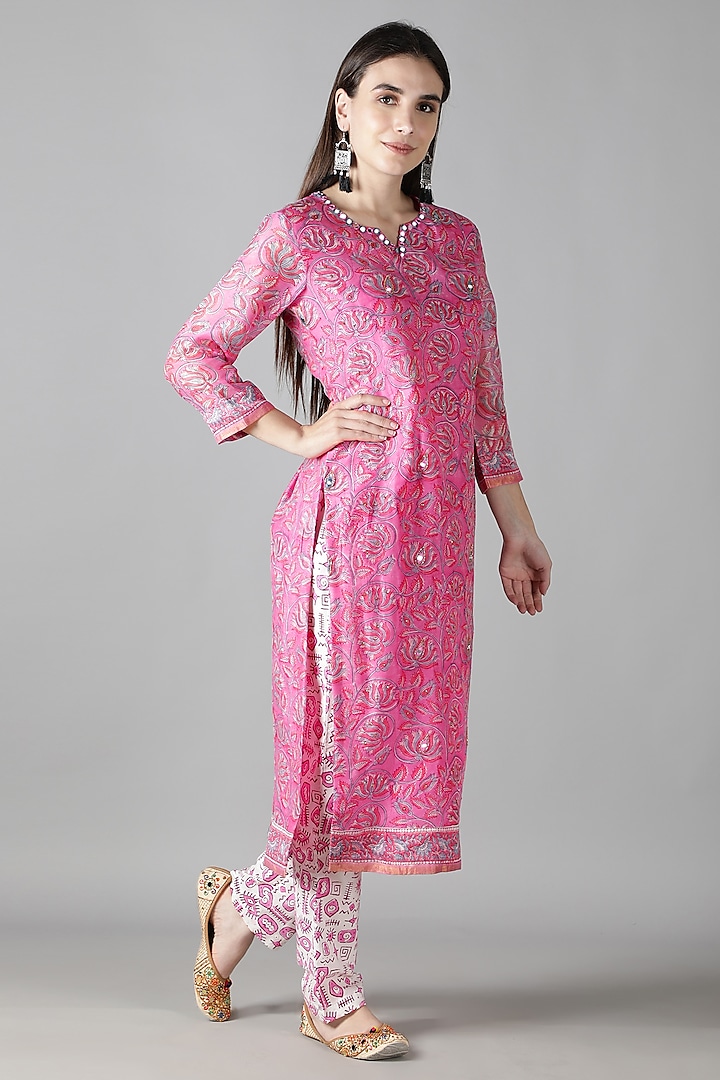 Pink Silk Resham Hand Work Kurta Set by Sheeshakari at Pernia's Pop Up Shop