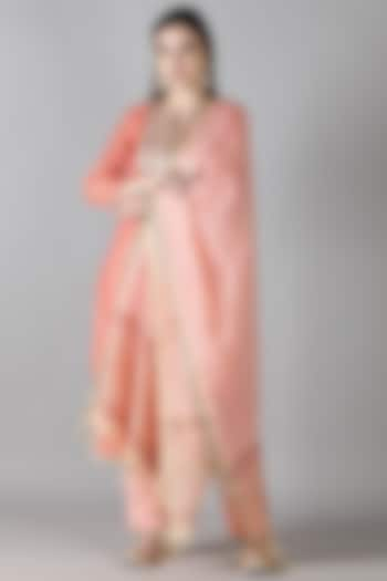 Pink Silk Gota Patti Handwork Kurta Set by Sheeshakari at Pernia's Pop Up Shop