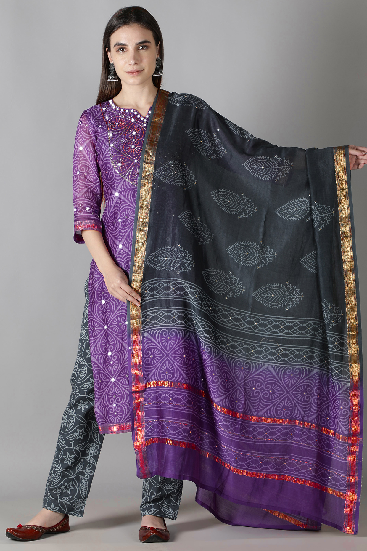Shop Long Kurtis With Front Cut for Women Online from India s Luxury Designers 2024