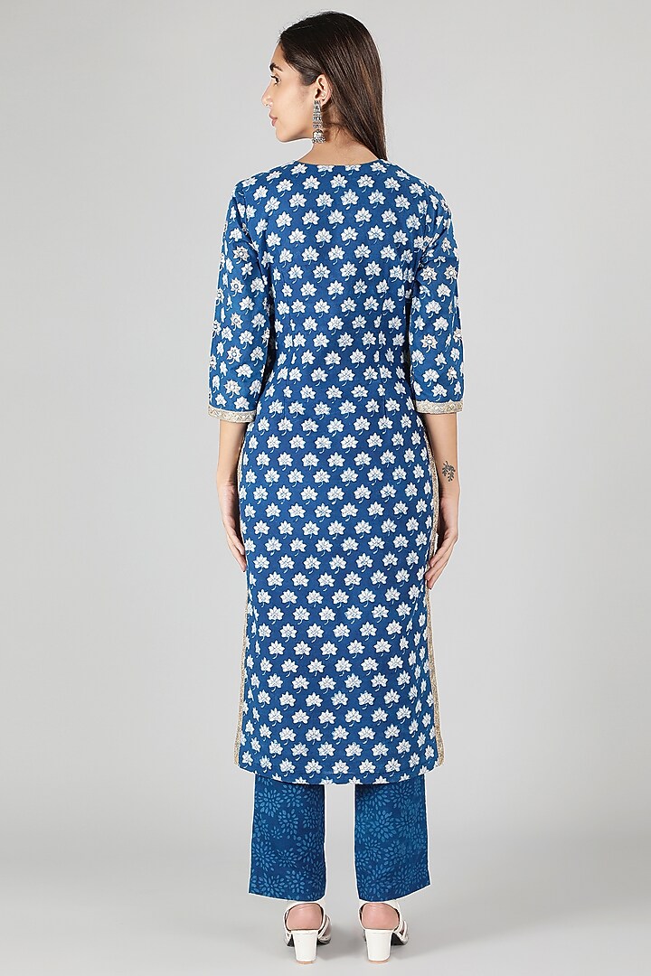 Blue Silk Floral Printed & Bead Work Kurta by Sheeshakari at Pernia's Pop Up Shop