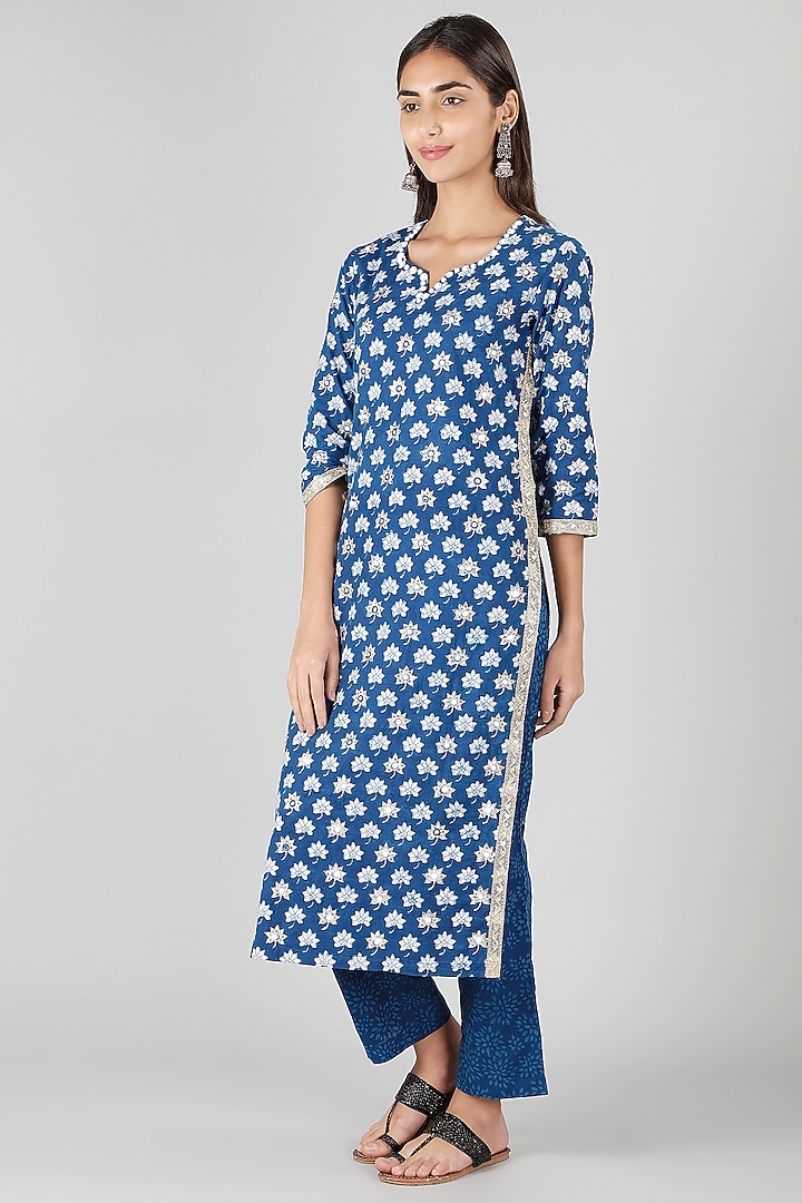 Blue Silk Floral Printed & Bead Work Kurta by Sheeshakari at Pernia's Pop Up Shop