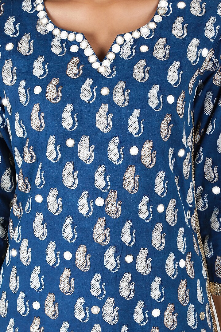Blue Silk Floral Printed & Bead Work Kurta by Sheeshakari at Pernia's Pop Up Shop