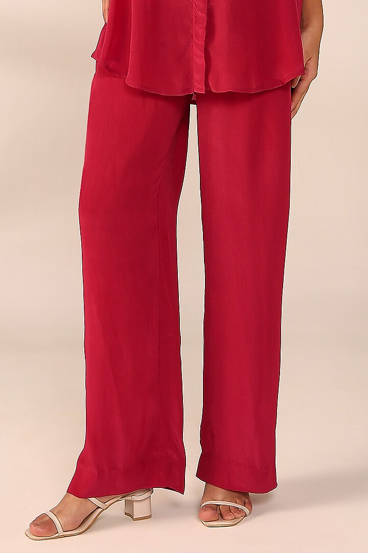 Crimson Red Italian Crepe Hand Embroidered Co-Ord Set by Sakshi Khetterpal at Pernia's Pop Up Shop