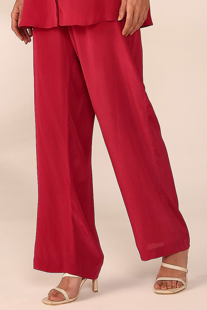 Crimson Red Ombre Italian Crepe Hand Embroidered Co-Ord Set by Sakshi Khetterpal at Pernia's Pop Up Shop