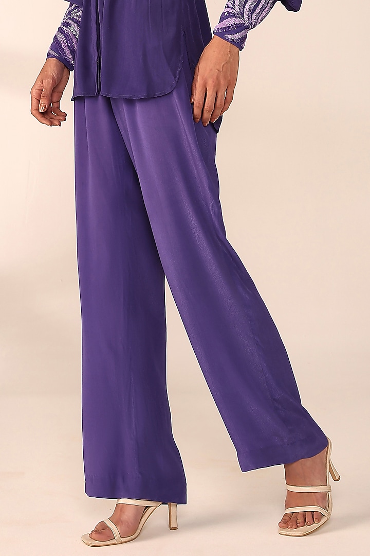 Periwinkle Italian Crepe Hand Embroidered Co-Ord Set by Sakshi Khetterpal at Pernia's Pop Up Shop