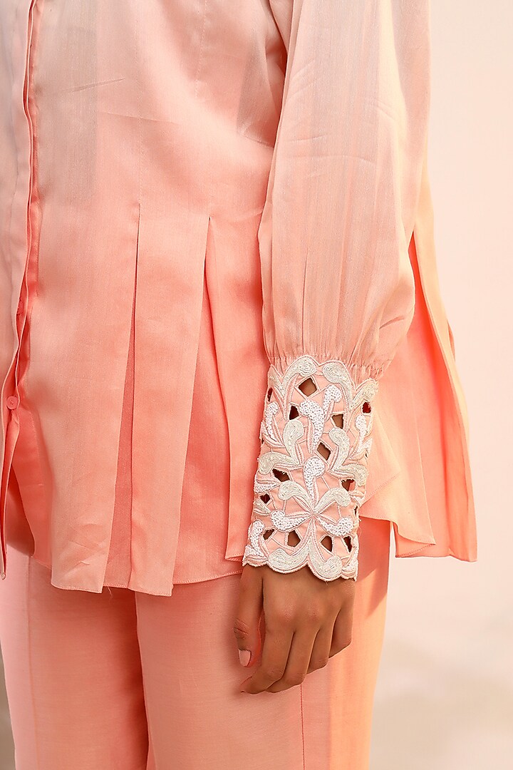 Peach Fuzz Chanderi Silk Hand & Machine Embroidered Co-Ord Set by Sakshi Khetterpal at Pernia's Pop Up Shop