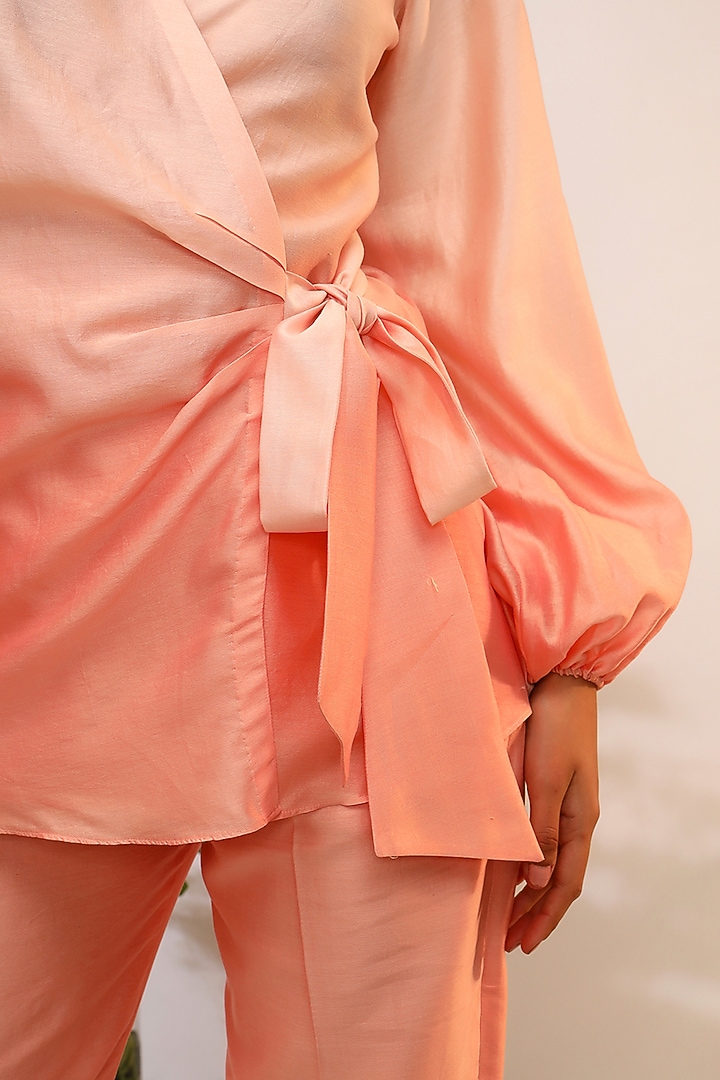 Peach Fuzz Chanderi Silk Hand & Machine Embroidered Co-Ord Set by Sakshi Khetterpal at Pernia's Pop Up Shop